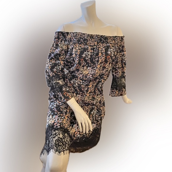 Silky Black Floral Dress, Lace Detail, On/Off Shoulder, 3/4 Sleeves, Sz Med, EUC - Picture 3 of 12